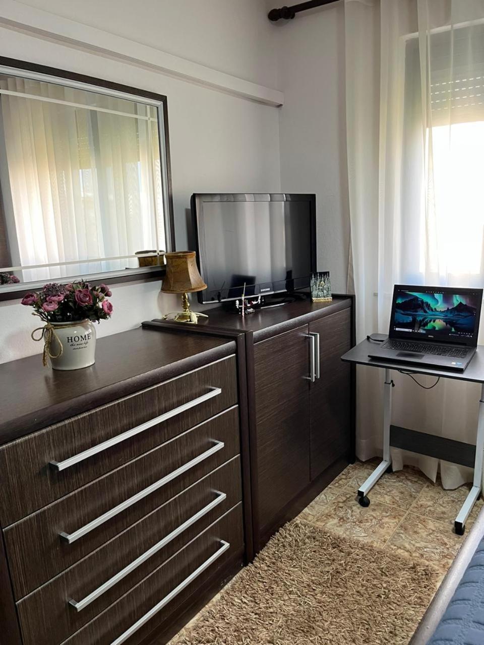 Tirana Center Tourist Apartment Luaran gambar